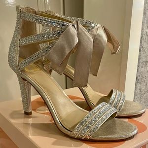 Gianni Bini (GB) sparkly, champagne heels